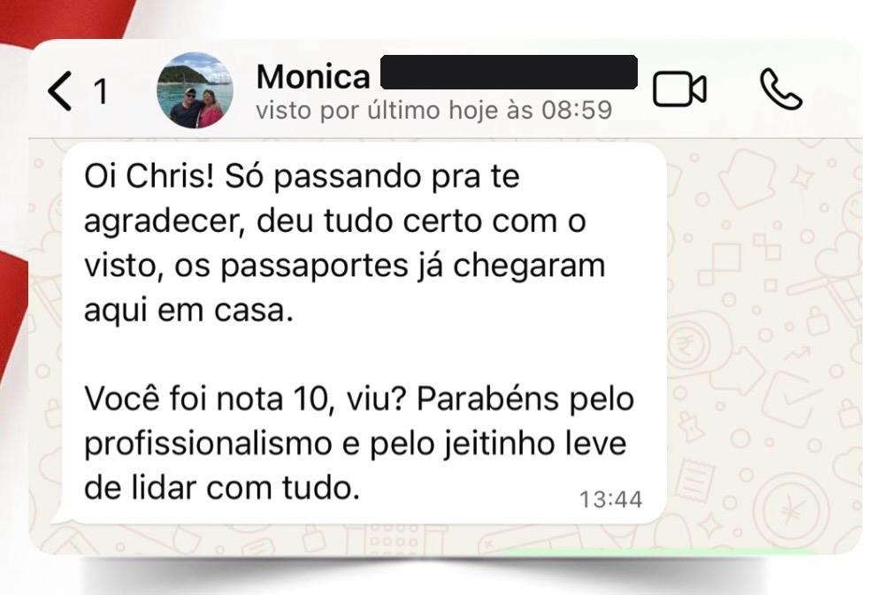 Monica · Passaportes em casa